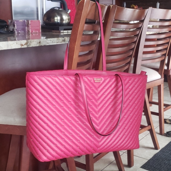 TODAY ONLY~SALE Victoria Secret Tote - Picture 6 of 7